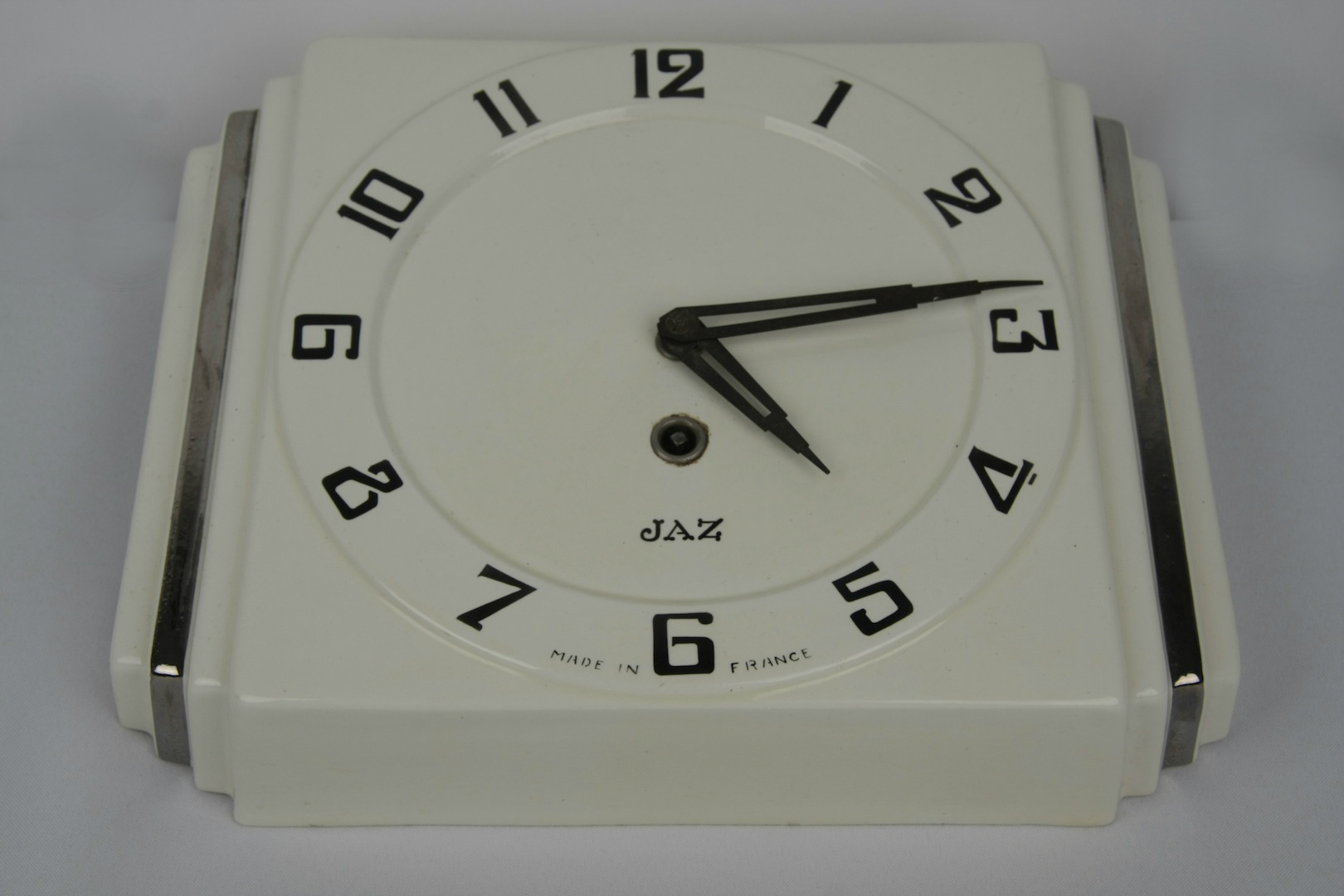 sofic une bande platine pas de chemin de fer