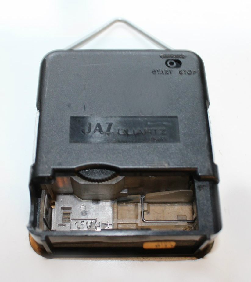 DERNIC calibre quartz