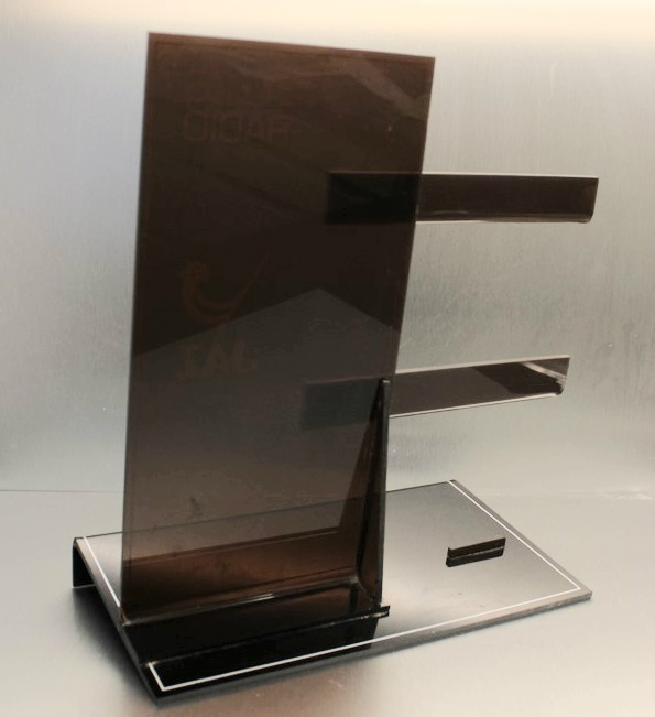 présentoir réveils radio (3)