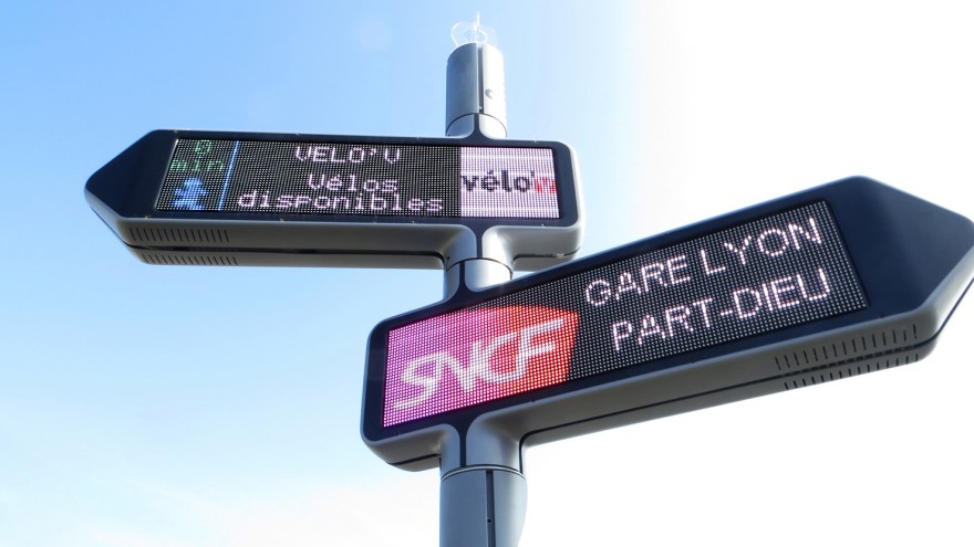 Charvet-Digital-Media-iGirouette-1