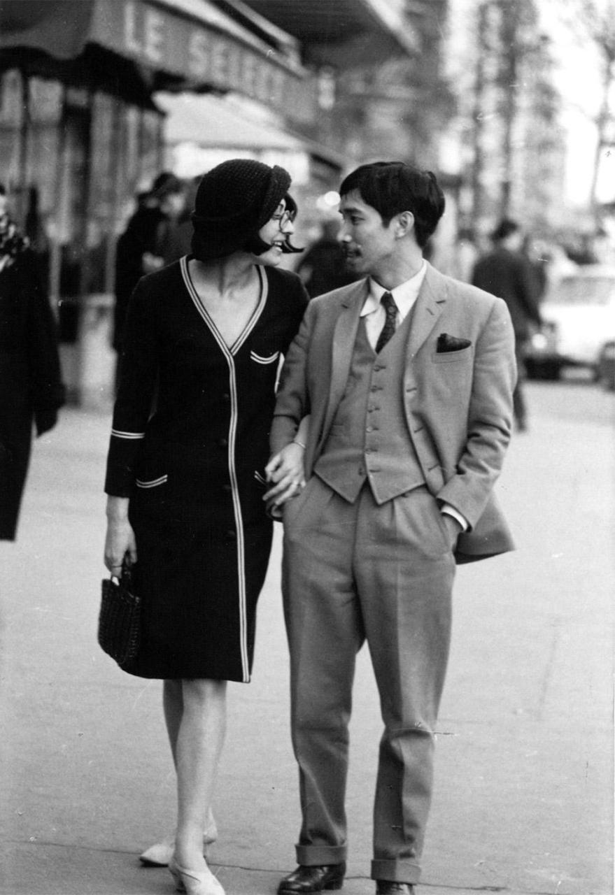 les-annees-quasar-khanh-inventeur-gonfle-du-fauteuil-gonflable,M426304