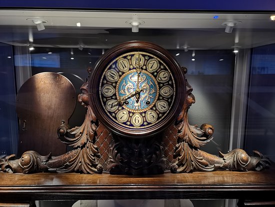 clock-from-the-carpathia