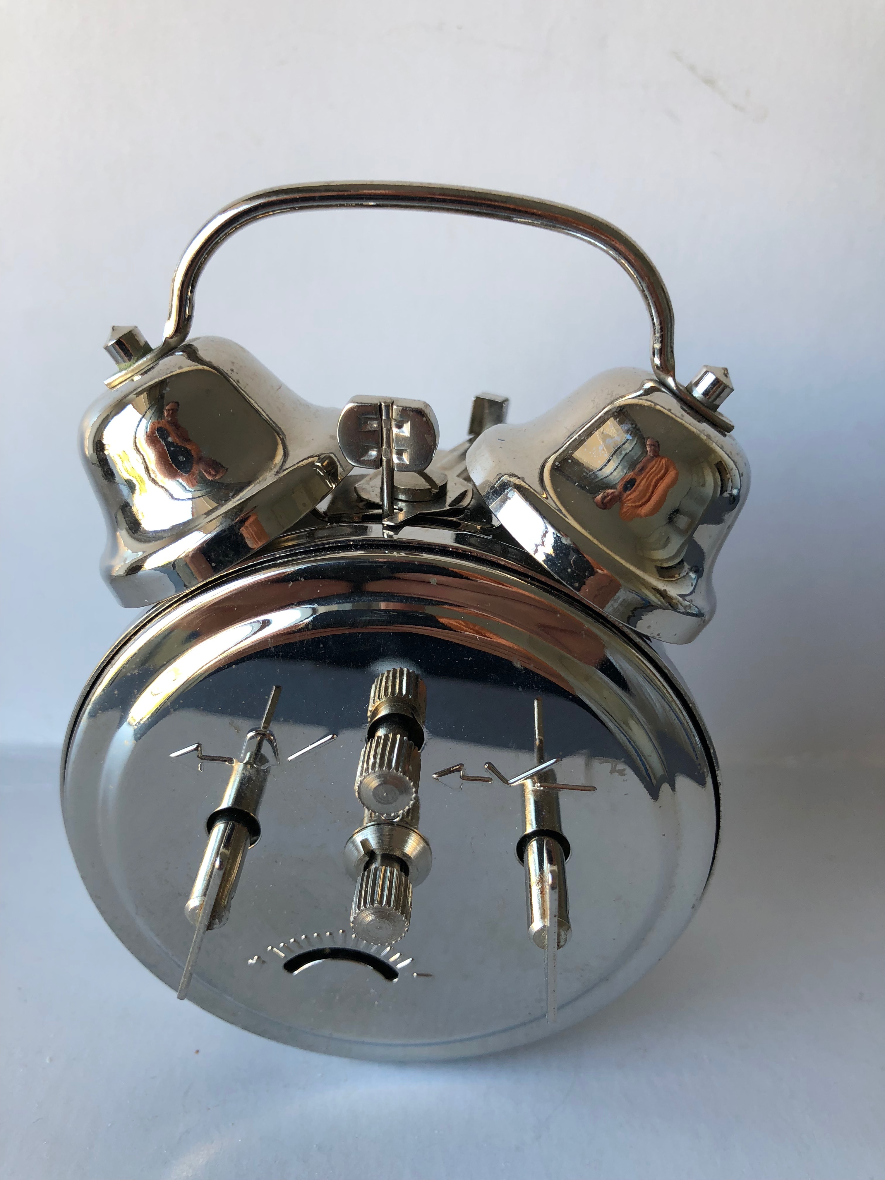 VIS DE CLOCHE RÉVEIL BAYARD G800